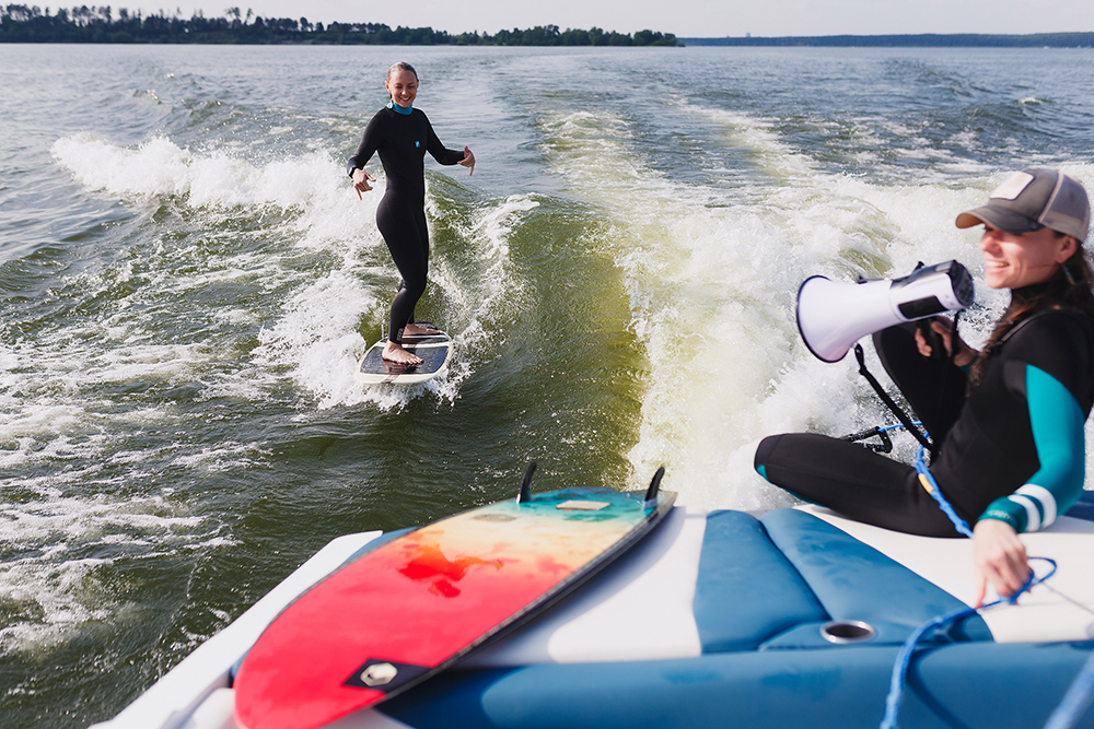 Surf Hub — вейксерфинг за катером