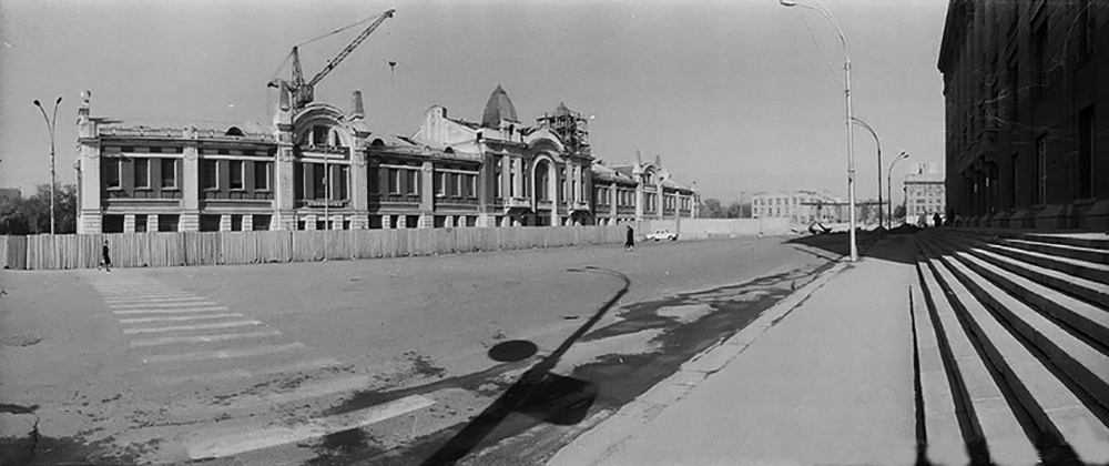 Площадь Ленина во время строения метро Площадь Ленина во время строения метро